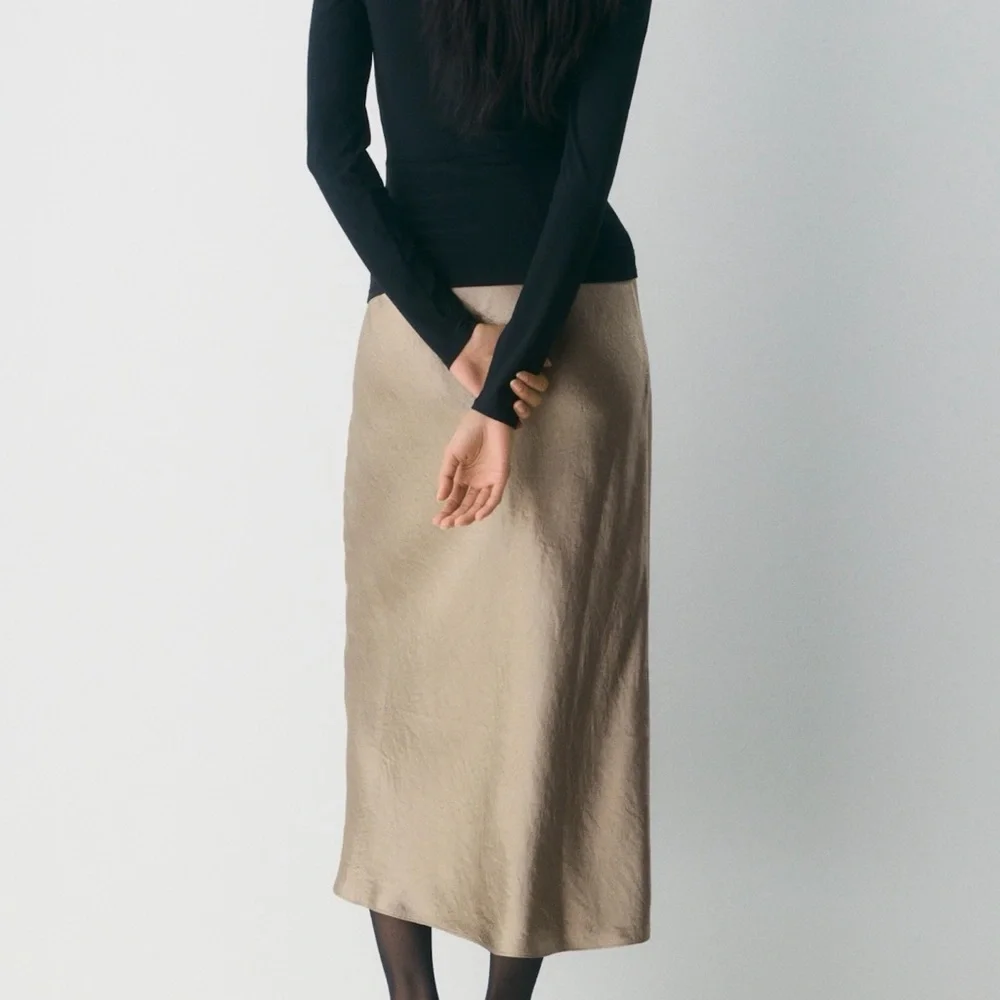 Aritzia Babaton Slip Satin Maxi Skirt - Picture 5 of 8
